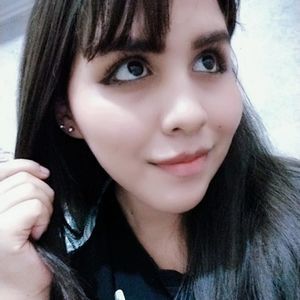 Meet your Posher, Yenifer